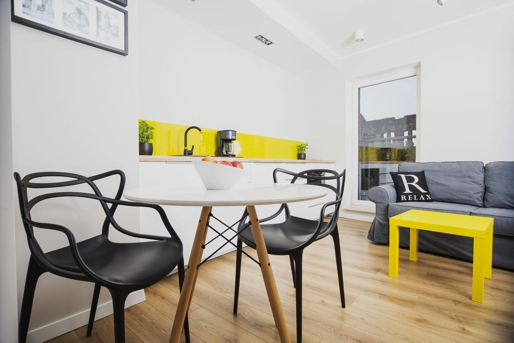 Holidays Home Apartamenty Chmielna กดัญสก์ ภายนอก รูปภาพ
