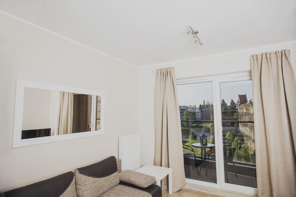 Holidays Home Apartamenty Chmielna กดัญสก์ ภายนอก รูปภาพ