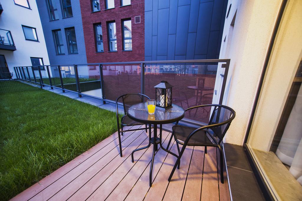 Holidays Home Apartamenty Chmielna กดัญสก์ ภายนอก รูปภาพ