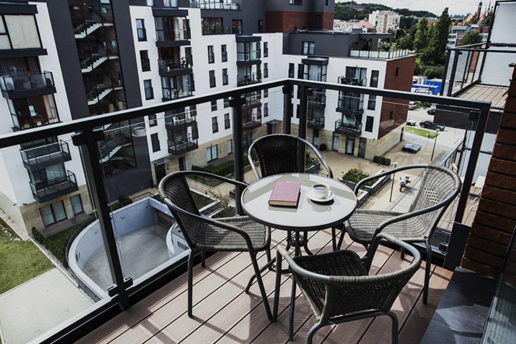 Holidays Home Apartamenty Chmielna กดัญสก์ ภายนอก รูปภาพ
