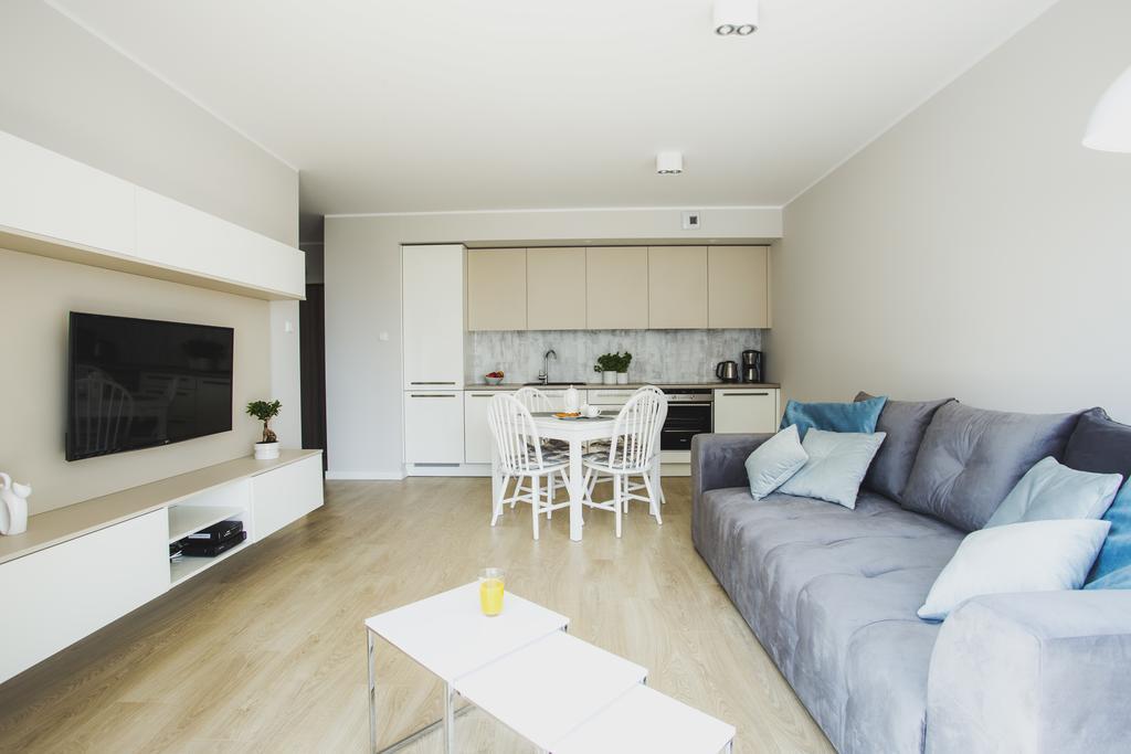 Holidays Home Apartamenty Chmielna กดัญสก์ ภายนอก รูปภาพ