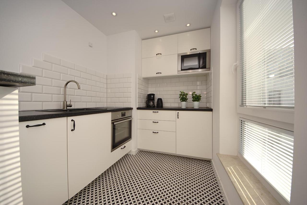 Holidays Home Apartamenty Chmielna กดัญสก์ ภายนอก รูปภาพ
